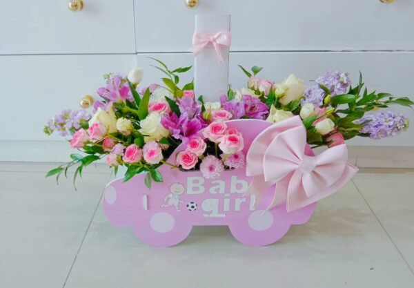 Baby girl flower stand with matthiola, spray roses, and lisianthus – MuscatFnC