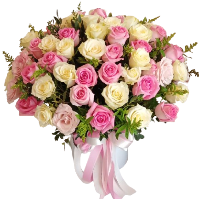 Elegant floral basket featuring roses, spray roses, matthiola, and lush greenery – handcrafted by MuscatFnC.